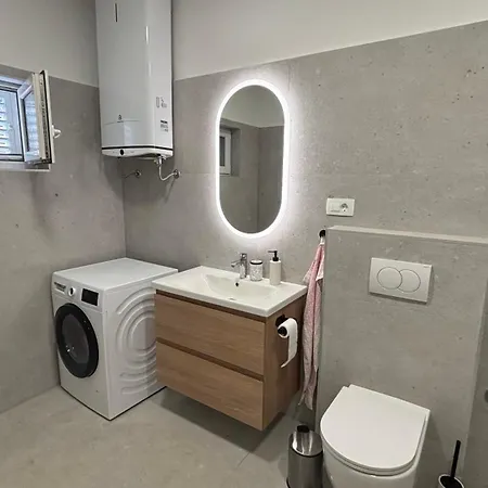 Bura Apartamento Starigrad Paklenica
